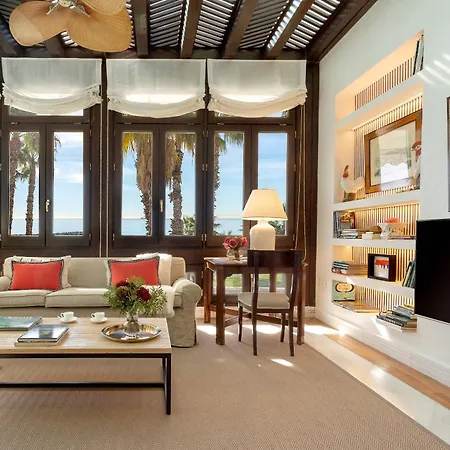 Apartment Genteel Paseo Maritimo