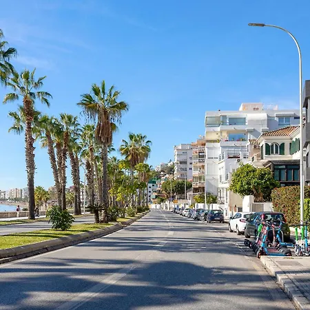 Genteel Paseo Maritimo Apartment